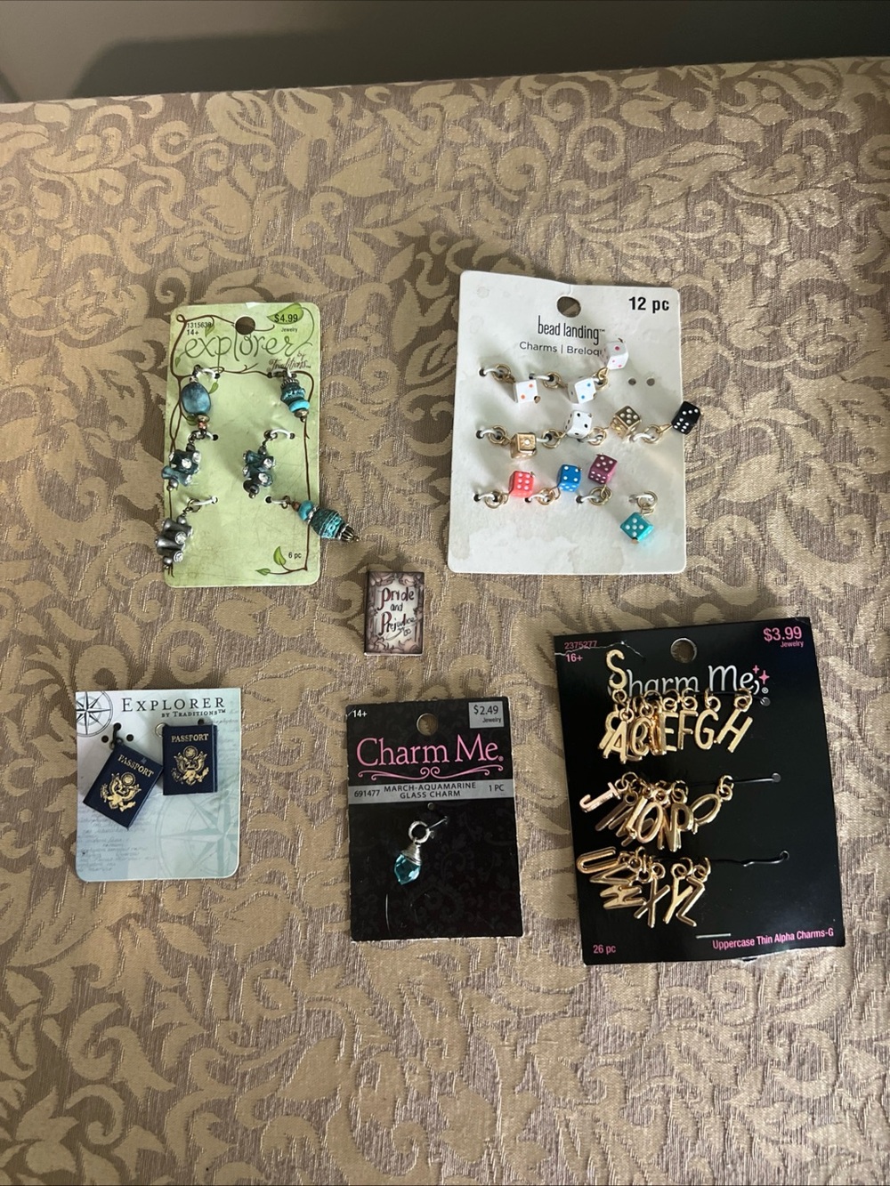 Lot Of Miscellaneous Charms Miscellaneous Colors And Designs , Some Partial